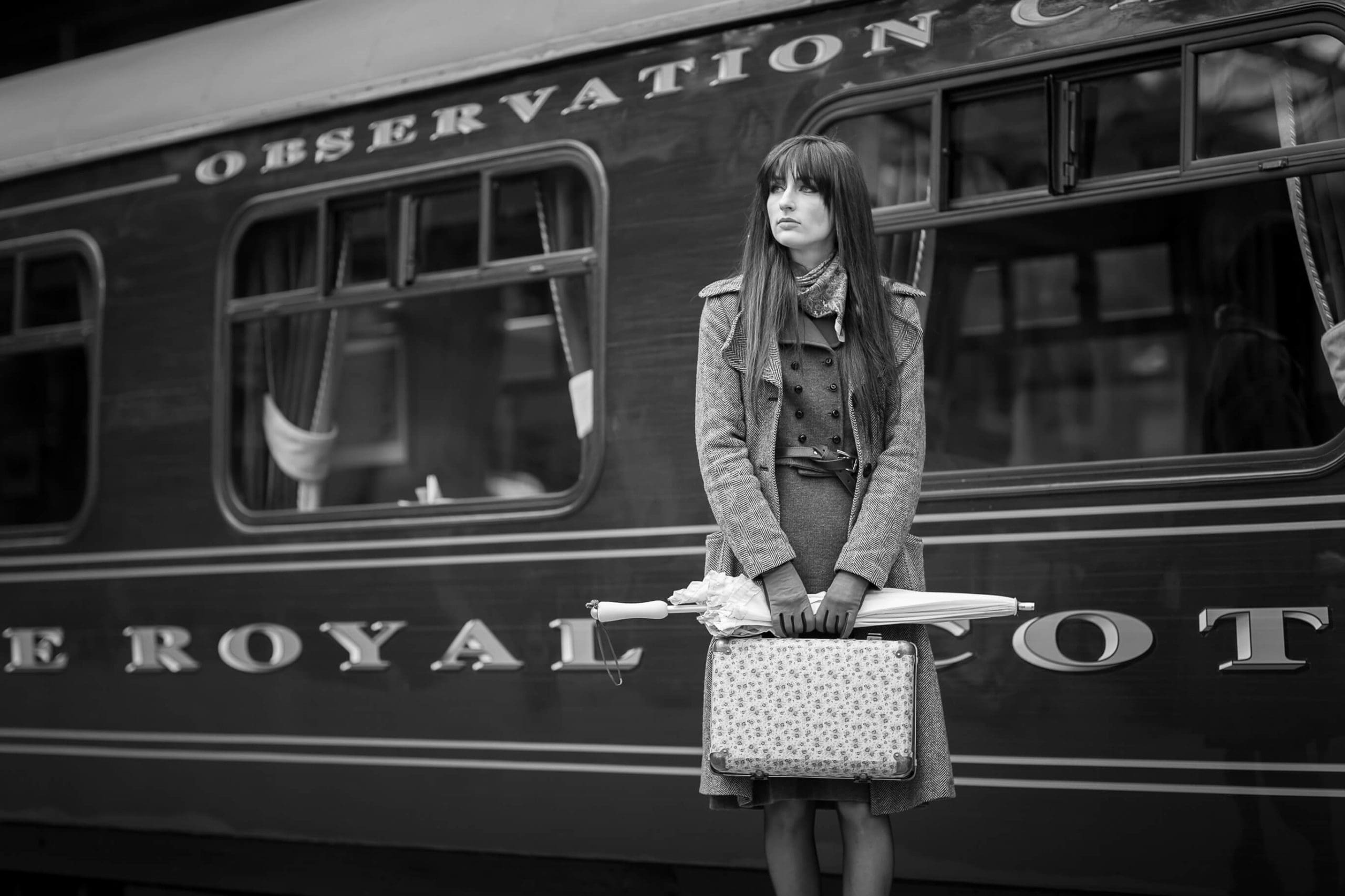 The Edinburgh Walkabout – Pt 1 of 2 : Fashion Model Photo Shoot with Zan Phee